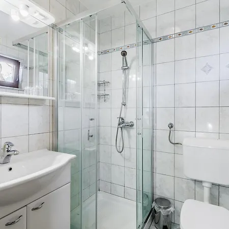 Apartma Jager *