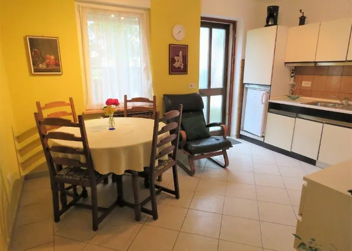 아파트 Apartma Jager *